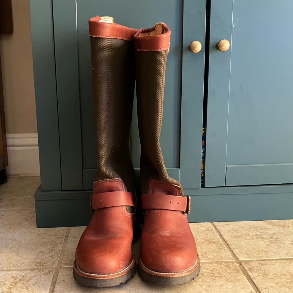Chippewa 🐍Snake🐍 Boots ladies 7.5